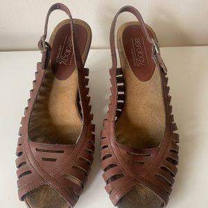 Aerosoles brown wedge sandals